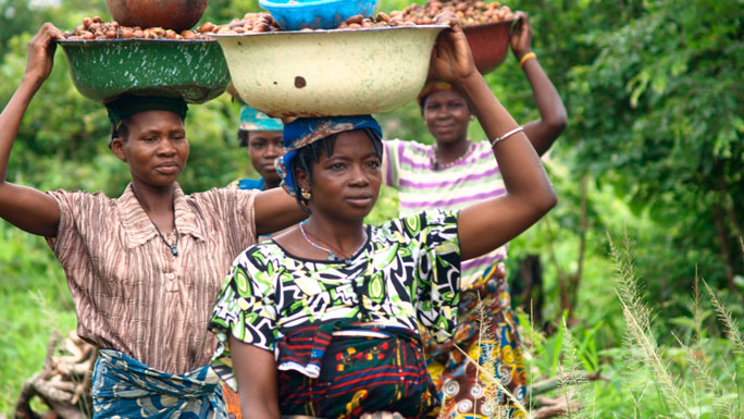 África-subsahariana-personas-mujeres-trabajadores