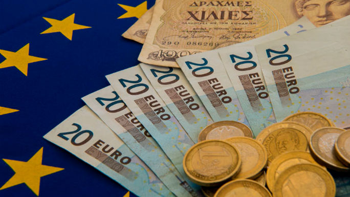 grecia-moneda-euros-billetes