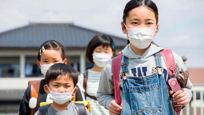 niños-japon-japoneses-coronavirus-tapabocas