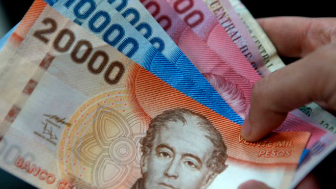 pesos-chilenos-billetes