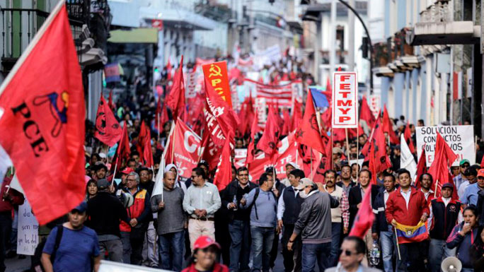 protestas-sindicatos-ecuador-alza-de-combustible-2